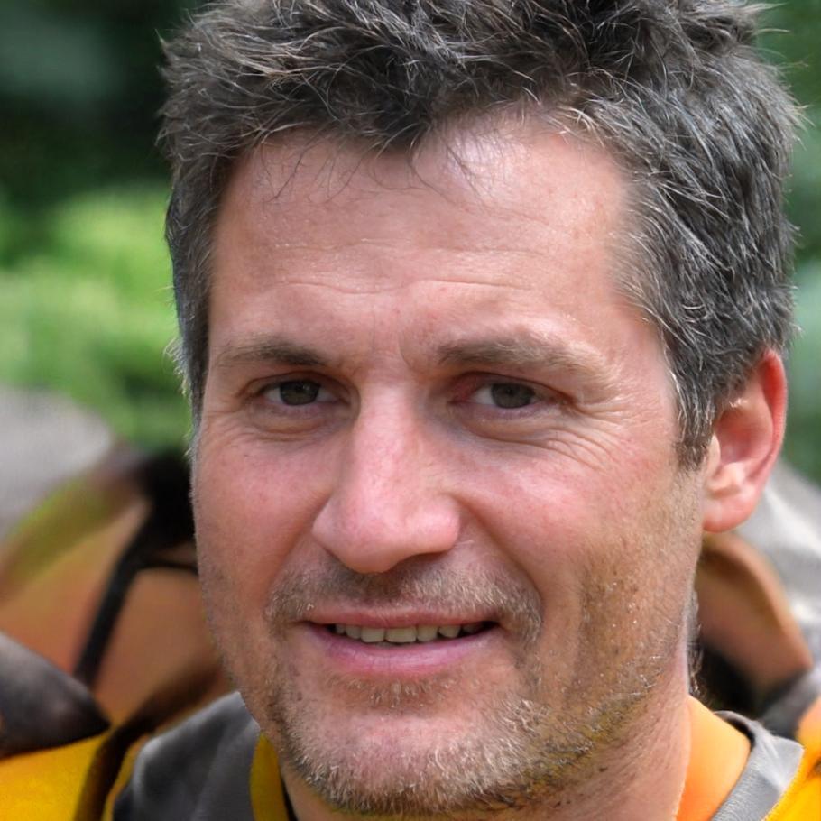 Dr. Michael Brenner, Geschäftsführer und Betrugsexperte